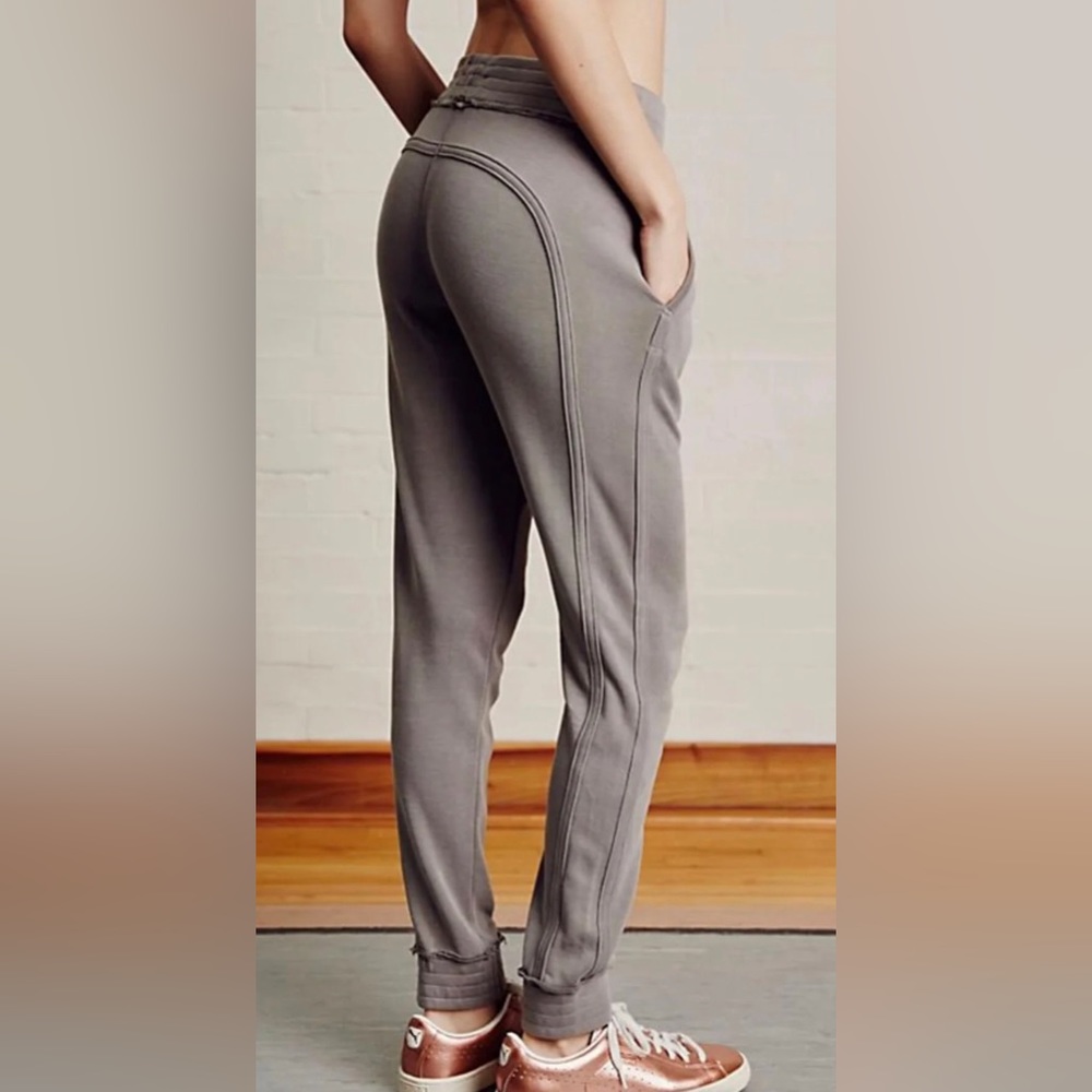 Free People|Back Into It Jogger/Army